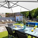 וילה Mirjam With Swimming Pool, Jacuzzi And Sea View *