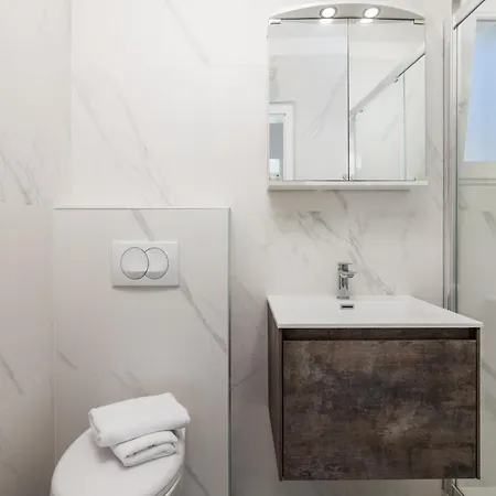 Mirjam With Swimming Pool, Jacuzzi And Sea View Villa Novi Vinodolski